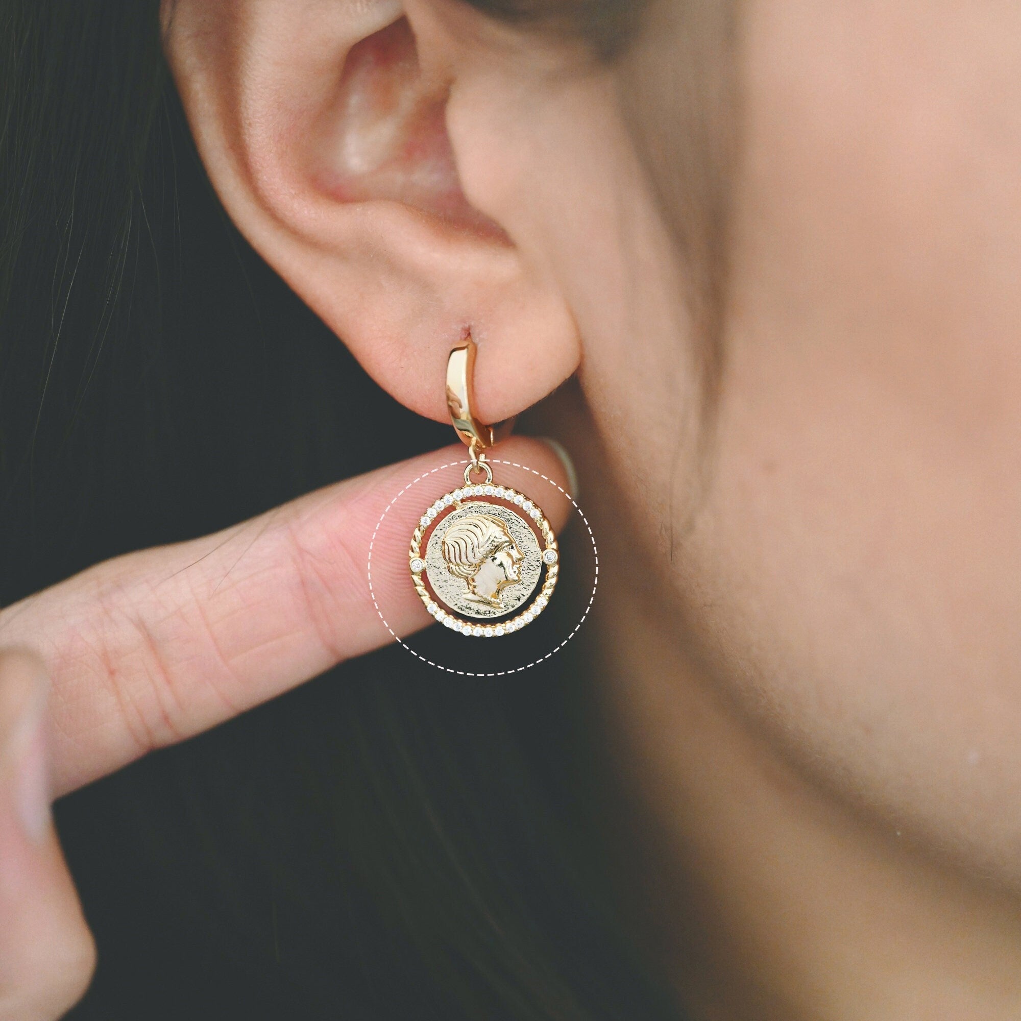 4pcs Gold Medallion Charm Pendant 17x14mm, Face Charm, Jewelry Supply (GB-1603)